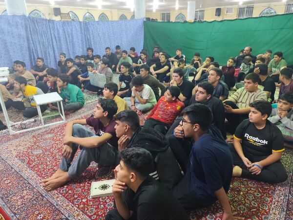 مراسم معنوی اعتکاف دانش‌آموزی در حسن‌آباد جرقویه علیا 