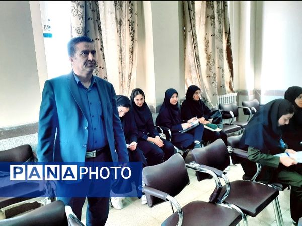 آزمون لیگ‌جت با شعار «جهاد ما جهاد تبیین» در خانمیرزا