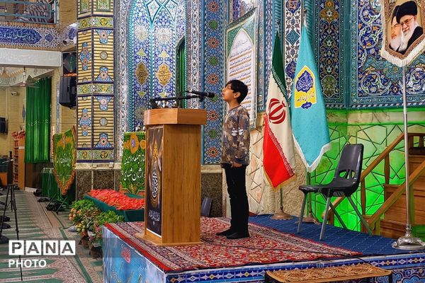 اقامه نماز جمعه ورامین در مسجد صاحب‌الزمان(عج) با حضور گسترده مردم و مسئولان