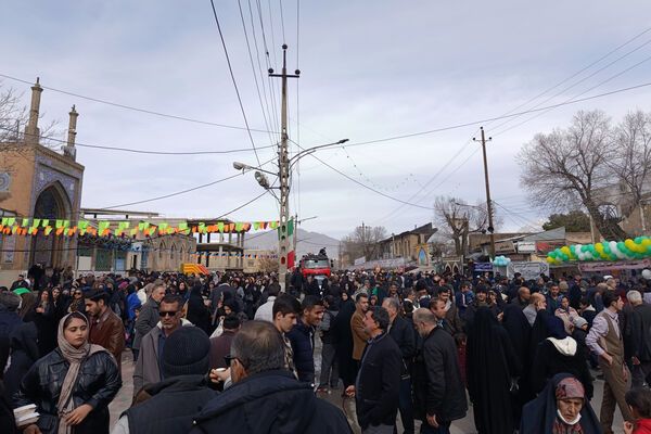 مهمانی کیلومتری نیمه شعبان در کرمانشاه 