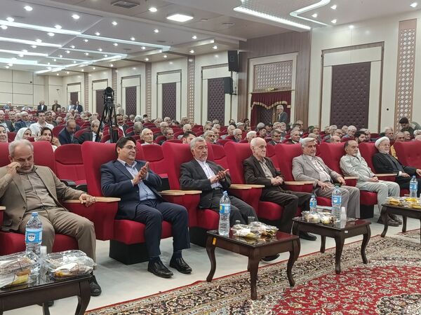تجلیل از بازنشستگان آموزش و پرورش استان خراسان رضوی