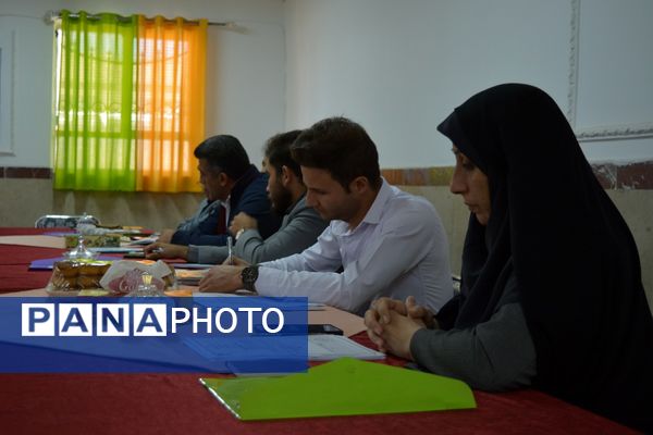 نشست تخصصی مدیران متوسطه اول و دوم بهارستان‌دو