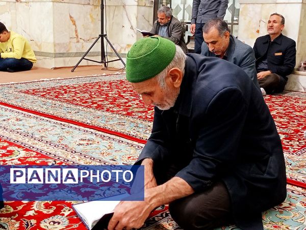 قرائت دعای کمیل در کاشمر