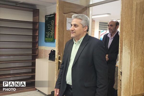 درخشش استعدادهای علمی مرحله استانی دوازدهمین جشنواره نوجوان خوارزمی در بهارستان‌دو