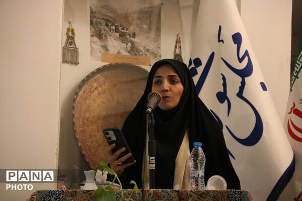 نشست اصحاب رسانه با نماینده مردم یزددر مجلس شورای اسلامی