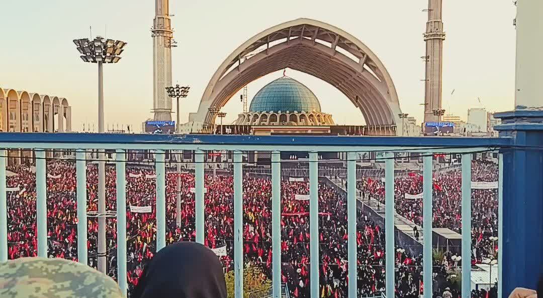 وداع باشکوه با رهبر شهید ایران در تهران