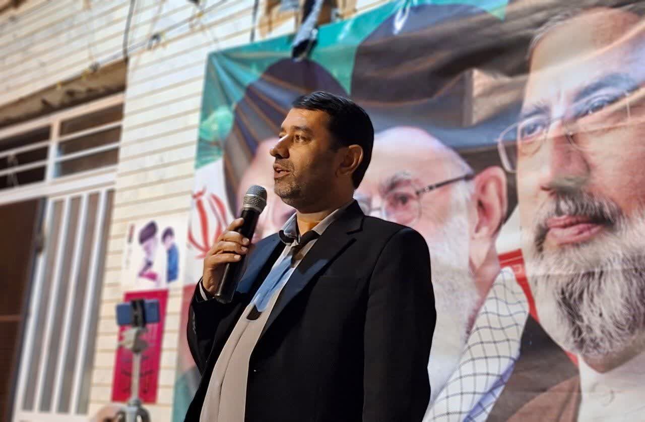 جمهوری اسلامی ایران پرچم‌دار پیام آزادی‌بخش حسینی در جهان است