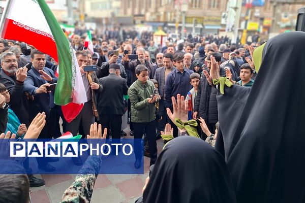 ۲۲ بهمن، میعادگاه حضور آگاهانه مردم قرچک در صحنه