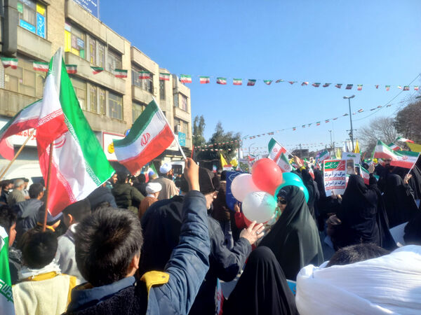 راهپیمایی 22 بهمن در قم -2
