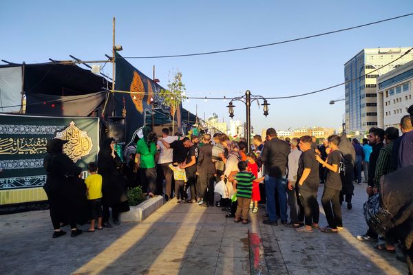 برپایی موکب هایی به عشق امام رضا(ع)