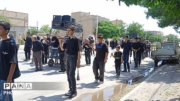 نهمین روز از مراسم عزاداری امام حسین (تاسوعای حسینی)در مسجد امام سجاد(ع)