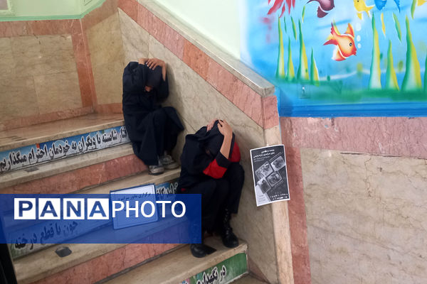 مانور زلزله در مدارس پیشوا «با شعار مدرسه ایمن، جامعه تاب آور»