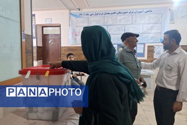 تجدید میثاق مردم شیراز به آرمان‌های انقلاب 