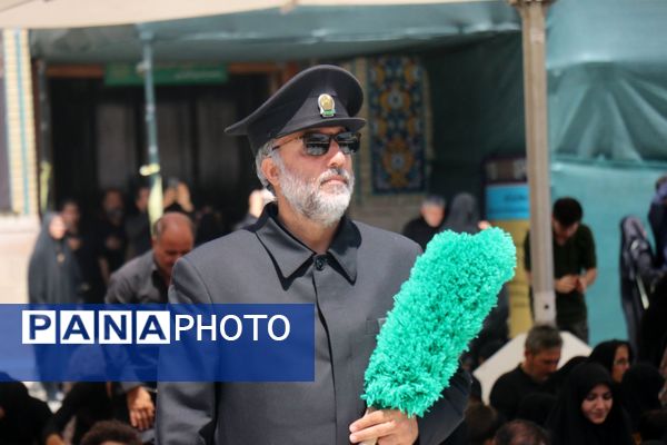 حرم مطهر رضوی غرق در ماتم اباعبدالله الحسین(ع)