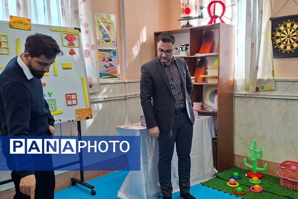 بازدید مسئولان آموزشی مقطع ابتدایی از طرح جابر بن حیان در دبستان ایمان