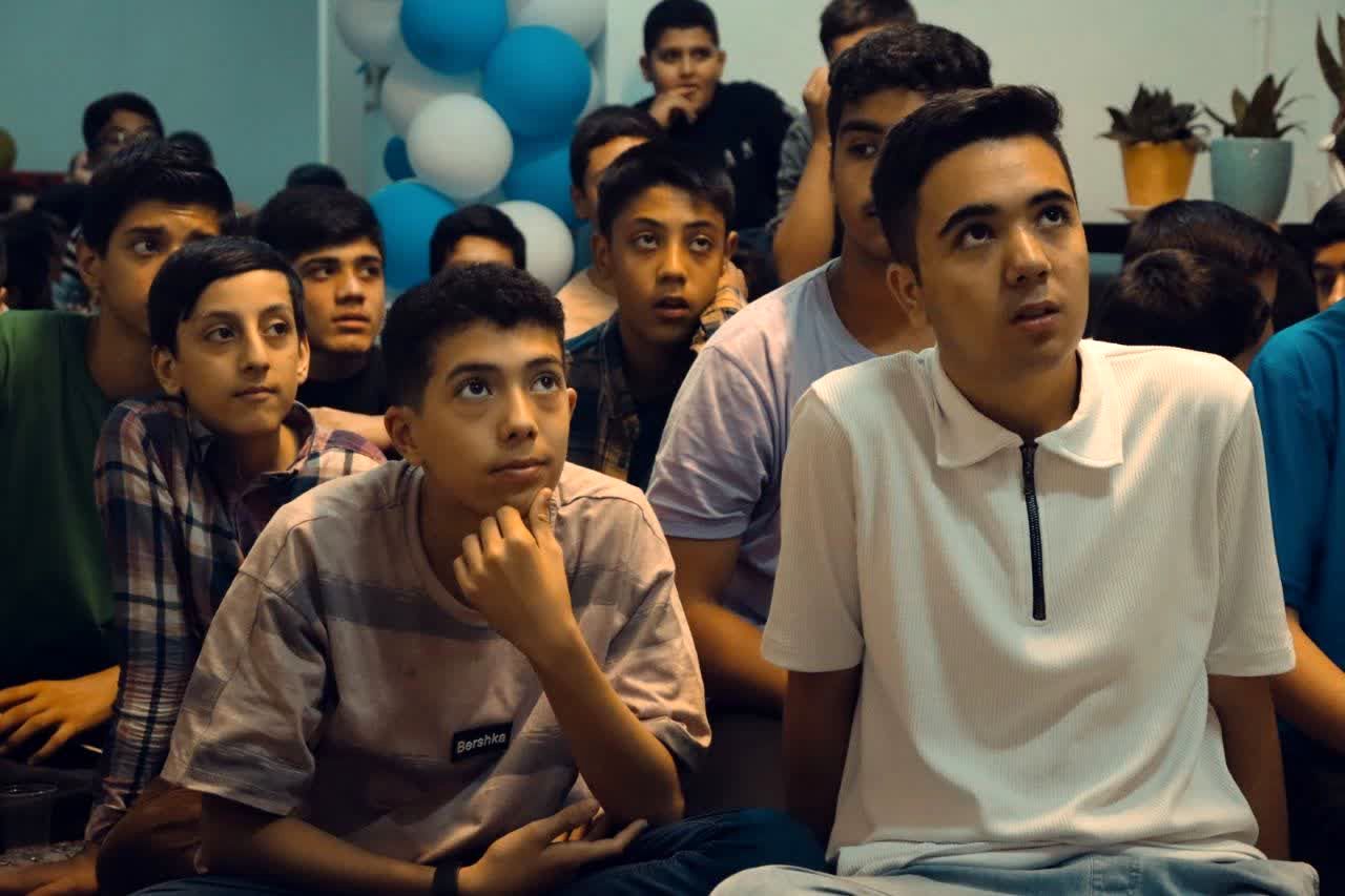 تقدیر از نوجوانان فعال پایگاه بسیج حضرت صاحب الزمان (عج)