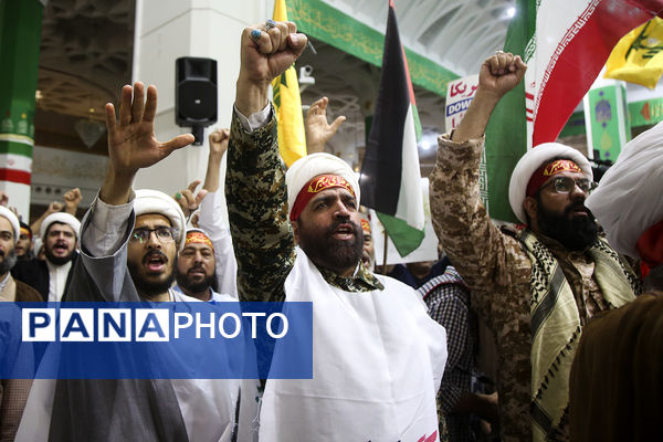 اجتماع بزرگ «فداییان ولایت، مدافعان وطن» در قم