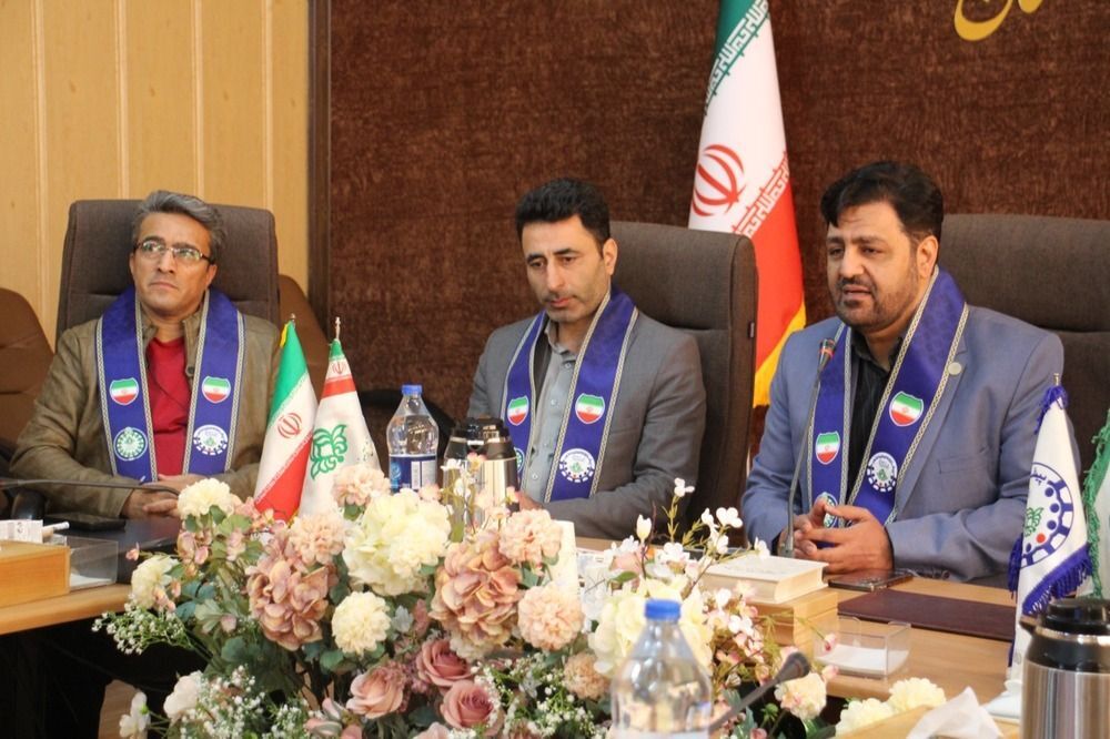 دانش‌آموزان مجمع، منشأ اثر و دارای مهارت‌ هستند