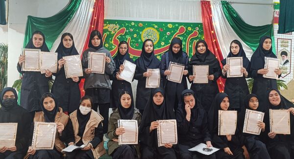 جشن ستارگان در دبیرستان مهر نیشابور