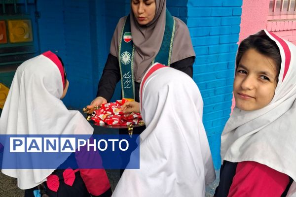 جشن ولادت امام زمان(عج) در دبستان عمار رباط‌کریم