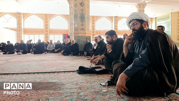 جلسه توجیهی خادمان مسجد جمکران در آستانه تشییع پیکر آقای شهید ایران