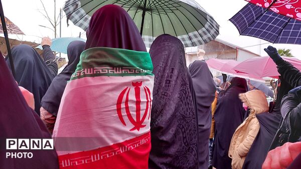 با ولی فقیه، عهد خون می‌بندیم