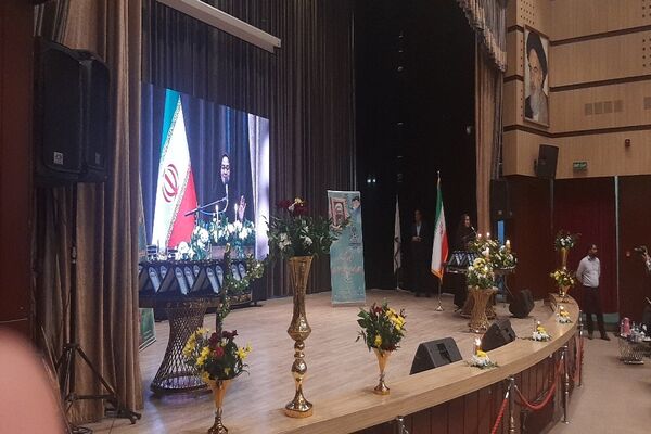 آیین تجلیل از مدیران، معلمان، معاونان نمونه شهرستان نیشابور