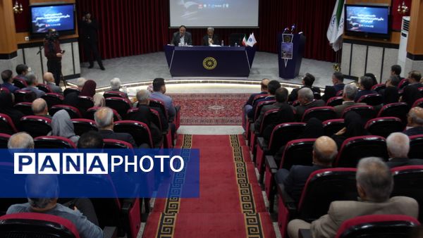 آیین تجلیل از ۵۰ معلم بازنشسته زنجان