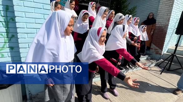 جشن روز جهانی کودک در دبستان فجر اسلام 