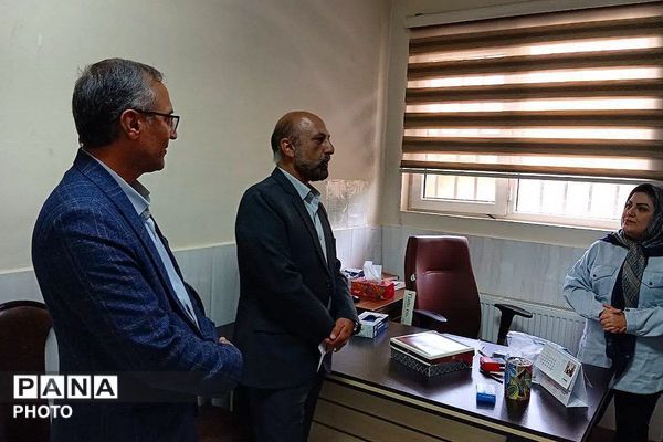بازدید رئیس اداره آموزش و پرورش جوادآباد از مراکز بهداشتی