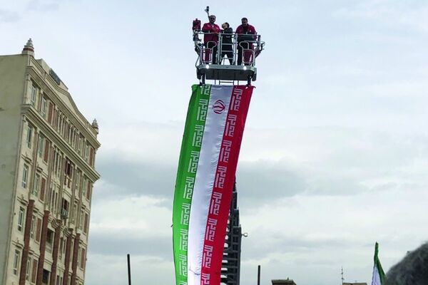 22بهمن در اسلامشهر؛ خیابان‌ها در آغوش انقلاب