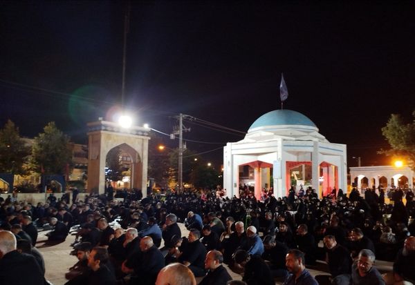 عزاداری  شب تاسوعای حسینی در مسجد شهدای گمنام 