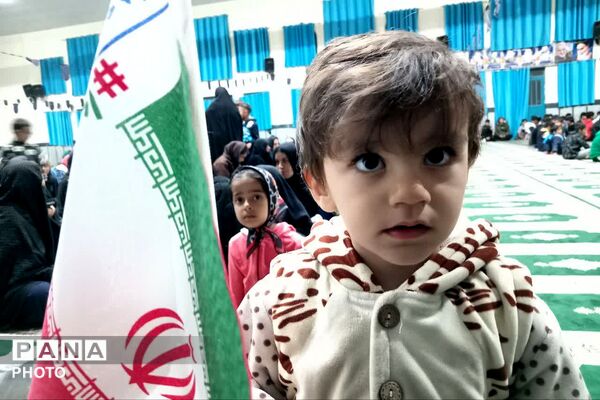 مهر و مقاومت کودکان و نوجوانان دیشموک به یاد شهدای میناب