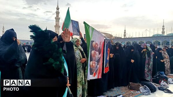اقامه نماز عید فطر و تشییع پیکر شهید «کیارش» در مسجد جمکران