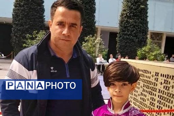 کسب مدال نقره مسابقات قهرمانی جوانان جهان توسط سید آرشام خلیل پور، دانش‌آموز آموزشگاه غفاری ناحیه دو شهرری 