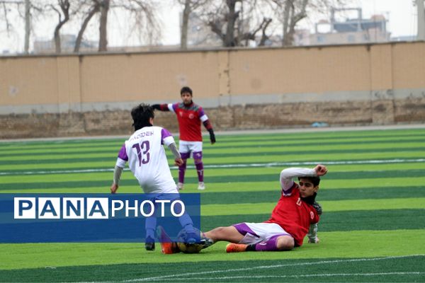 آیین افتتاحیه زمین ورزشی چمن مصنوعی اورین