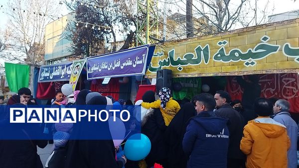 حضور مردم در مهمانی کیلومتری اعیاد شعبانیه نیشابور