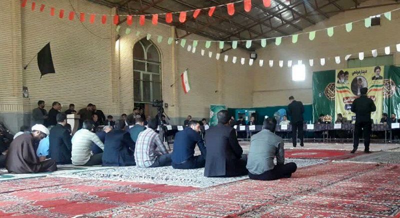 دیدار مردمی استاندار قم با اهالی روستاهای قنوات