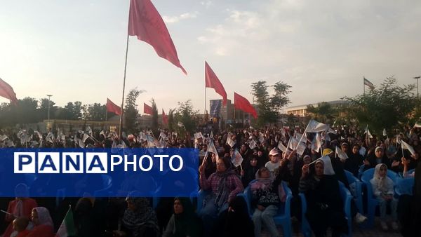 برنامه تلویزیونی محفل قرآنی خــادم الرضــا