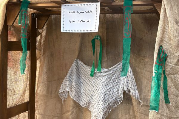  گرامیداشت شهادت حضرت زهرا در دبستان ناصر تبرا 