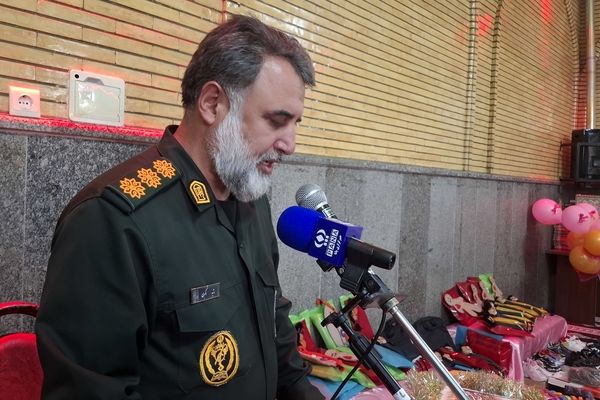 بسیج همواره در خدمت دانش‌آموزان نیازمند شهرستان شازند است