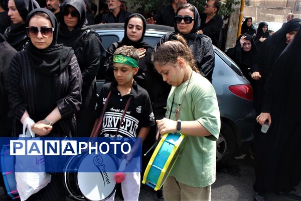 جلوه‌های باشکوه عزاداری روز عاشورا در قم