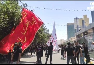 عزاداری عاشورای حسینی در حرم مطهر‌ رضوی از لنز دوربین دانش‌آموز خبرنگار سیستانی