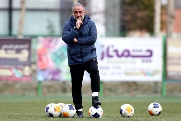 سرمربی تیم فوتبال جوانان استعفا کرد
