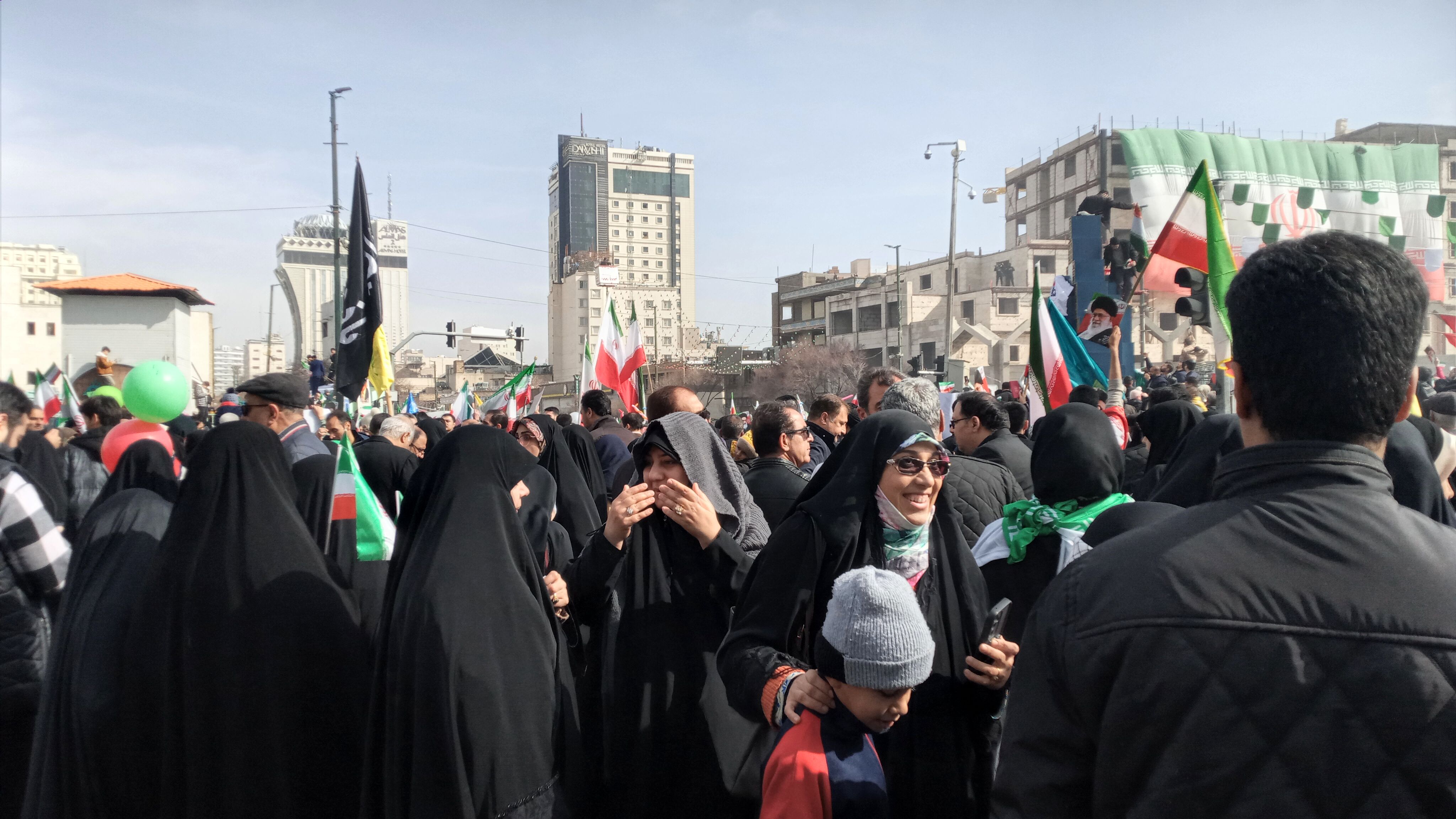 راهپیمایی باشکوه ۲۲ بهمن در مشهد مقدس