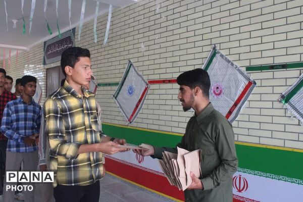 حضور فرماندهان واحدهای دانش‌آموزی سندرک در دوره آموزشی «یاوران ولایت»