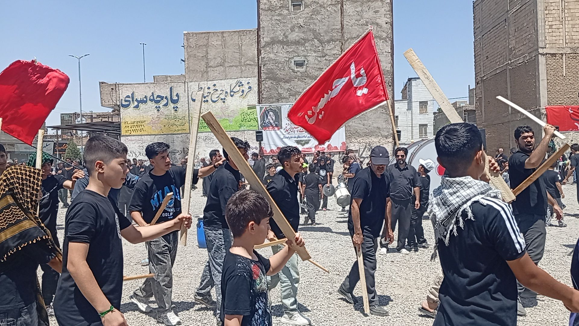 طنین فریاد «یا حسین» در نظرآباد 