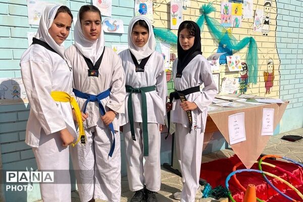 تجلیل از دانش‌آموزان توانمند دبستان «نشر علم» در هفته تربیت بدنی و ورزش