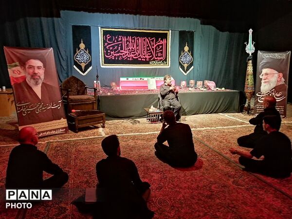 آیین عزاداری شب نهم محرم در هیئت شاهزاده علی اکبر 