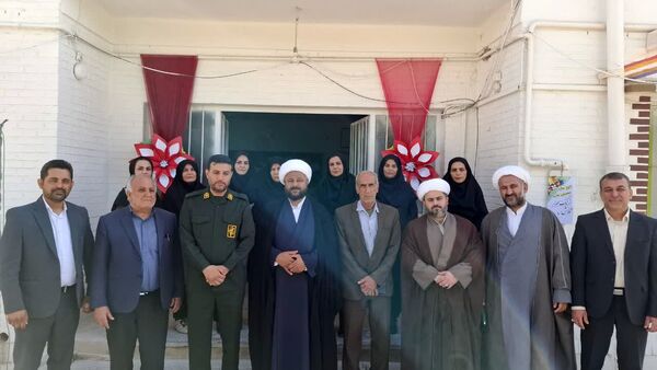 زنگ مهر در فراشبند به صدا در آمد